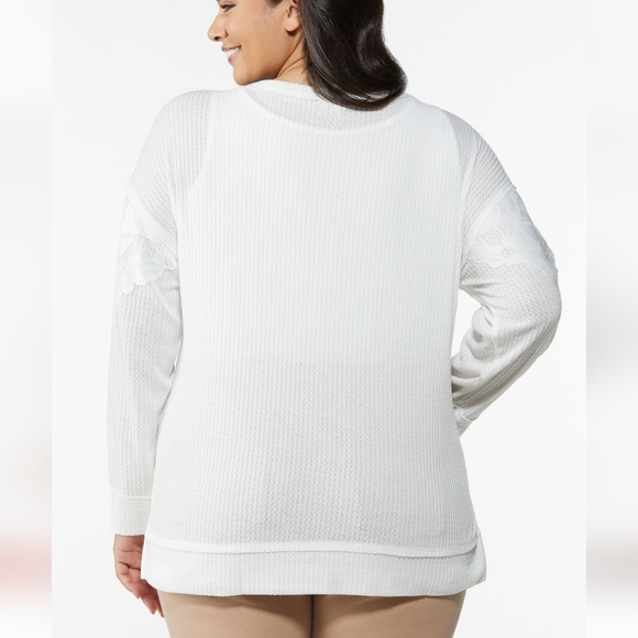 NWT PLUS SIZE THERMAL TOP LACE SLEEVE ACCENT IN WHITE - Picture 2 of 4